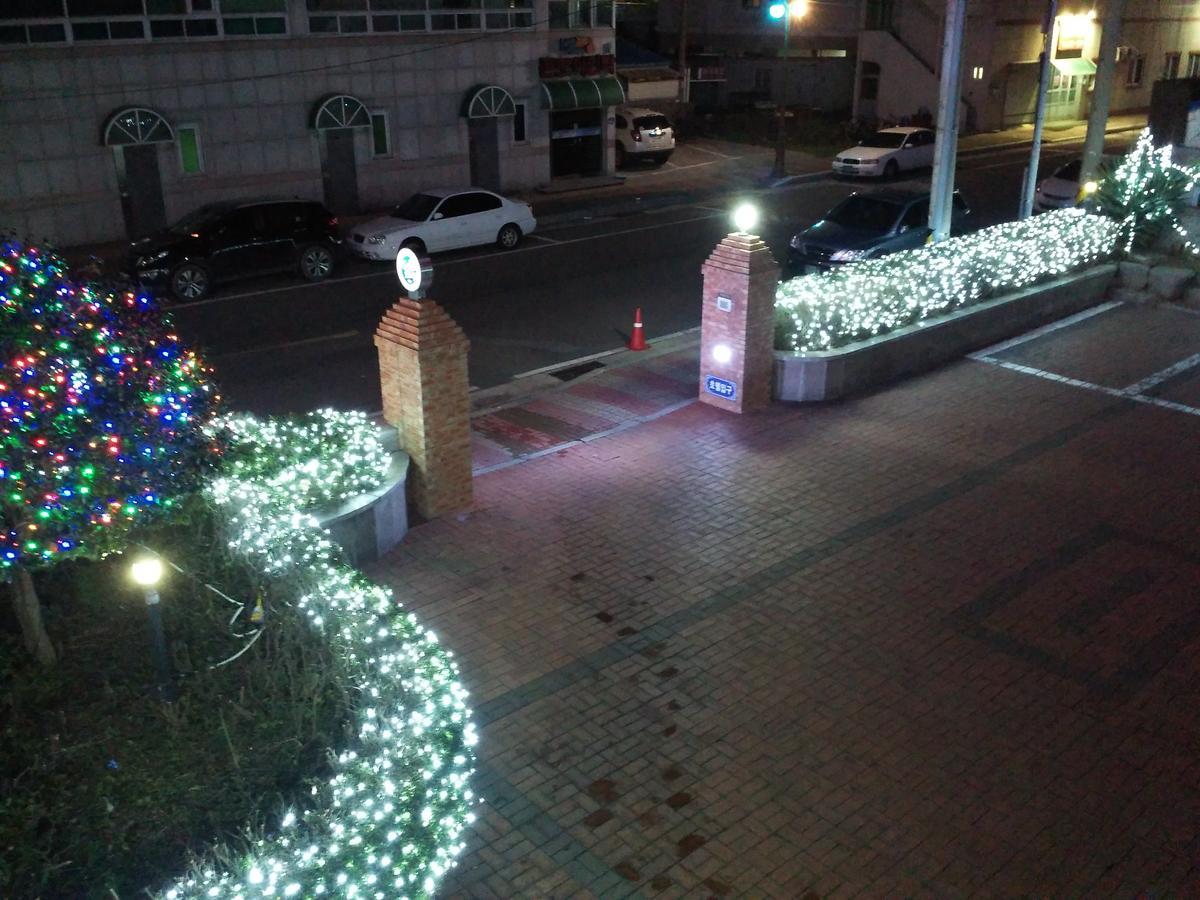 Geoje Jangseungpo Lighthouse Hotel Sodong Екстер'єр фото