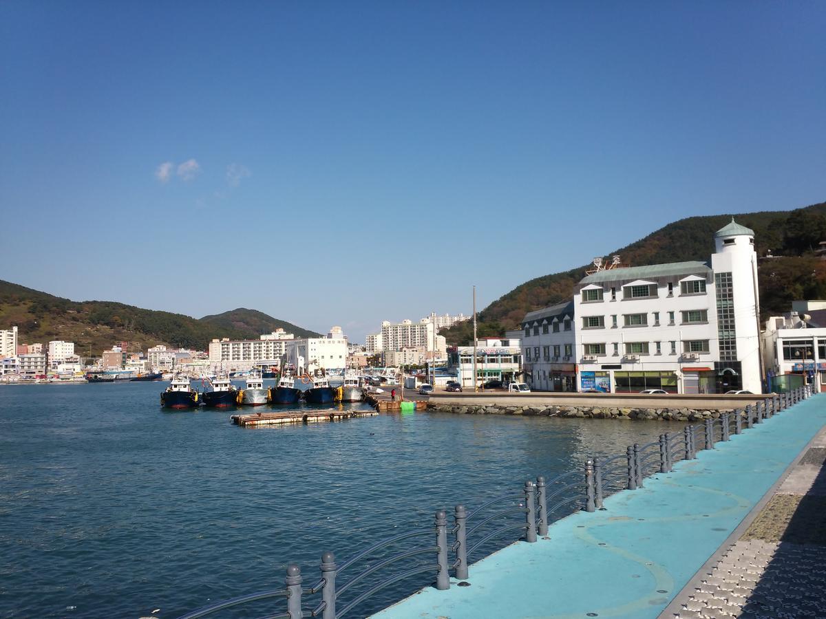 Geoje Jangseungpo Lighthouse Hotel Sodong Екстер'єр фото
