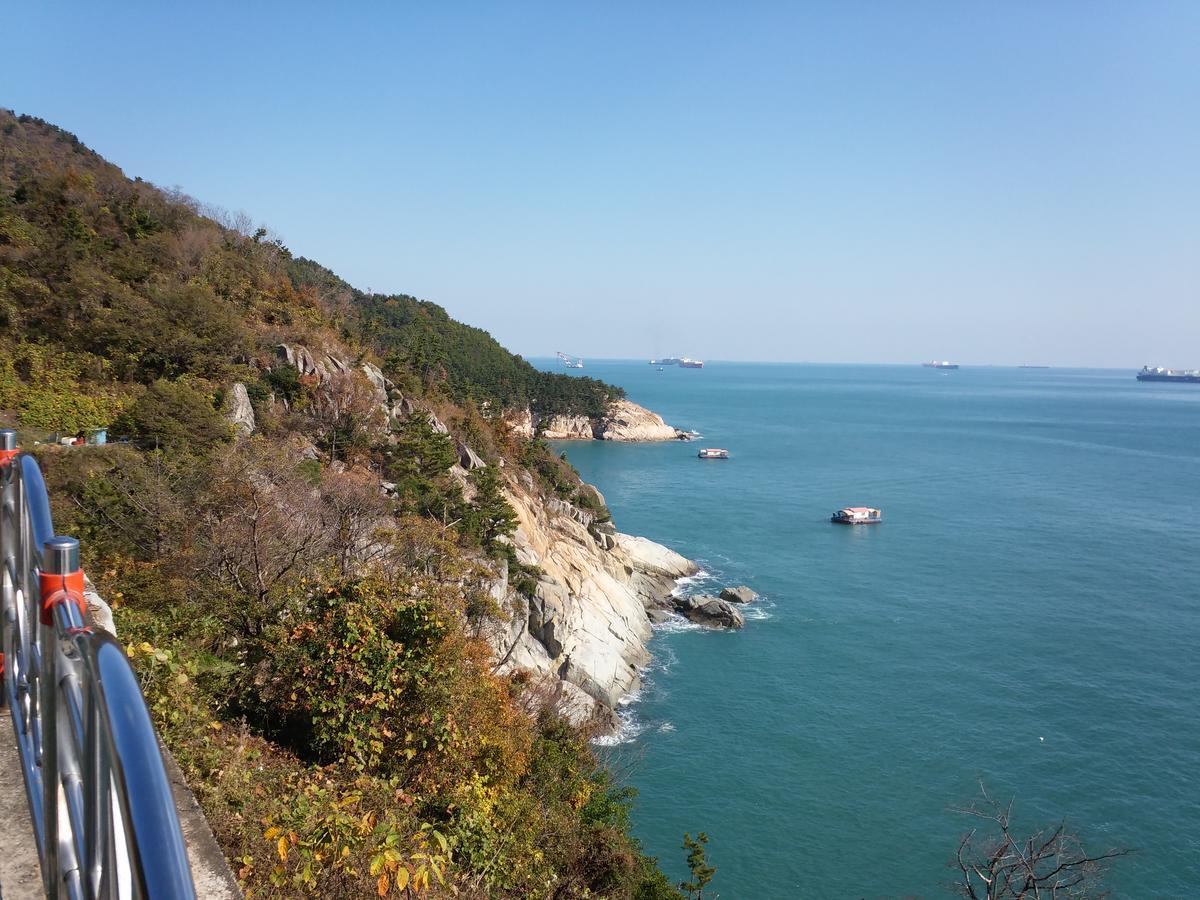 Geoje Jangseungpo Lighthouse Hotel Sodong Екстер'єр фото