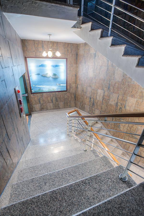 Geoje Jangseungpo Lighthouse Hotel Sodong Екстер'єр фото